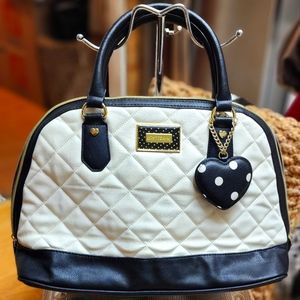 Betsey Johnson "Be Mine Weekender Handbag" 💖